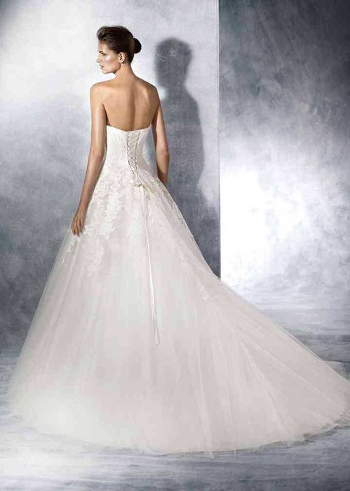 Rochie de mireasa Pronvians The White One