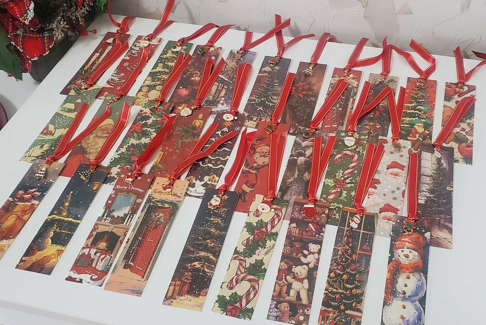 Коледни гривни, магнитчета, късмети, книгоразделители