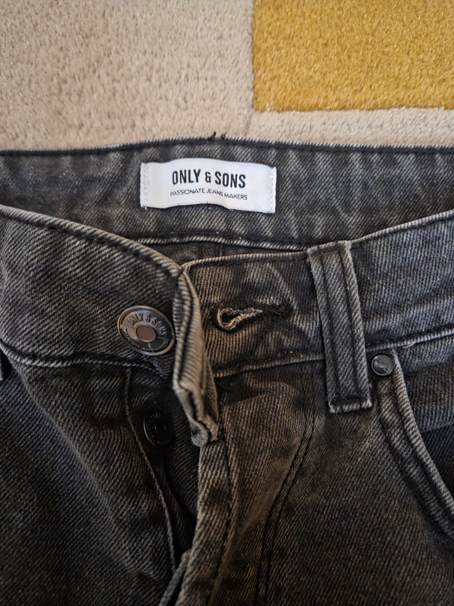2 броя Дънкови мъжки къси панталони Only & Sons