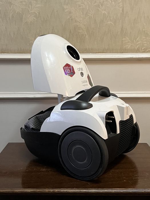 Пылесос Artel VCB0316WHT