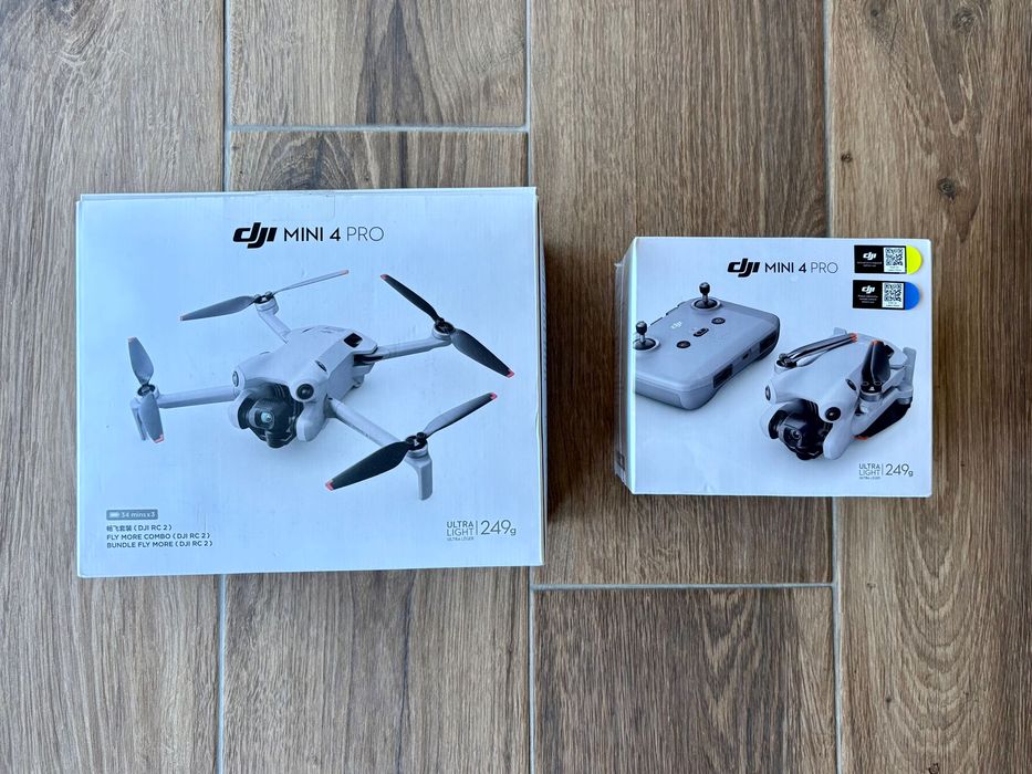 DJI Mini 4 Pro Fly More Combo (DJI RC 2)