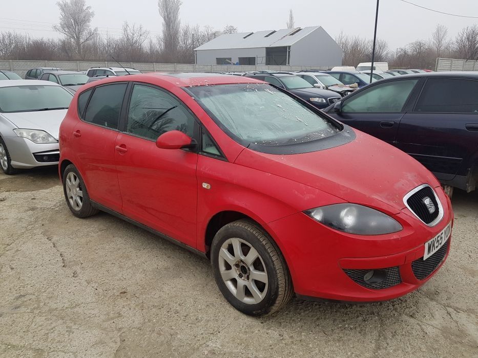 USA DREAPTA FATA/USA DREAPTA SPATE /USA STANGA SPATE SEAT ALTEA ROSU/GRI