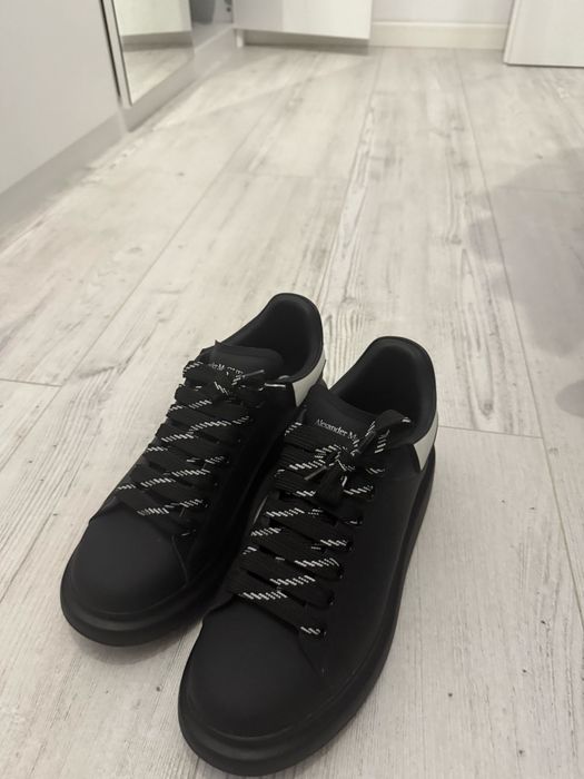 Alexander McQueen 44