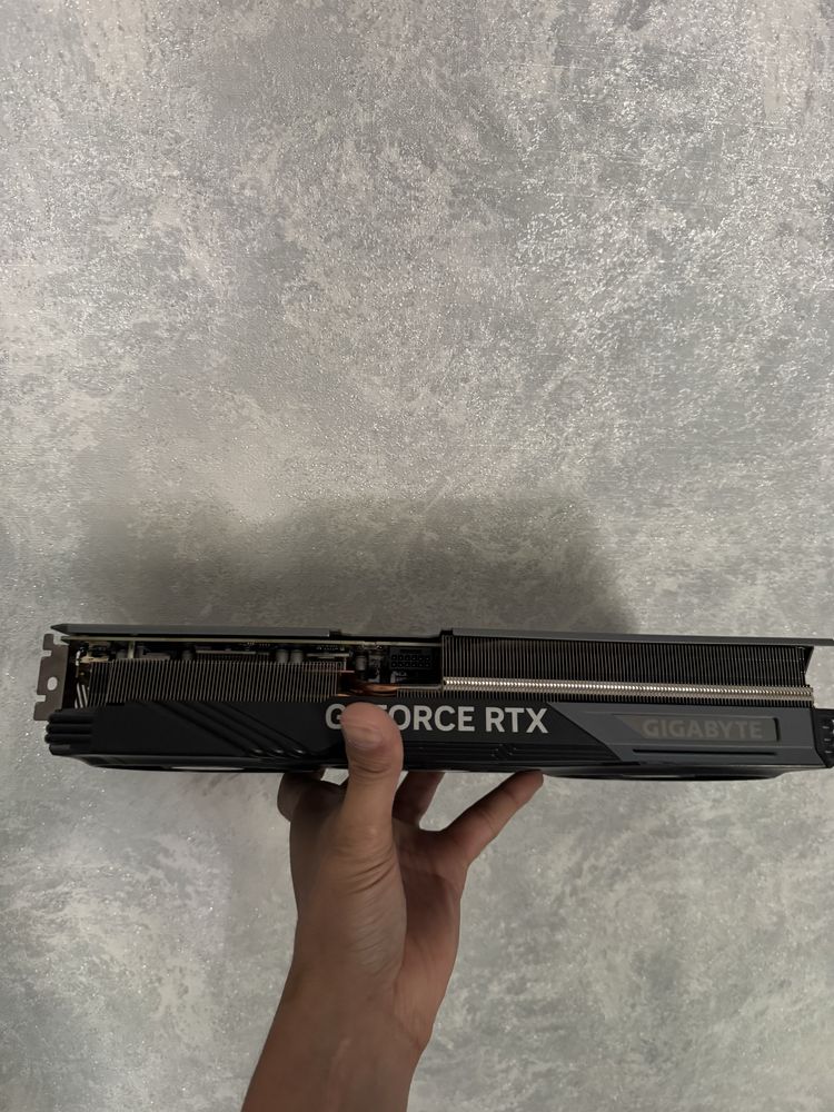 4070 ti gigabayt 12 gb