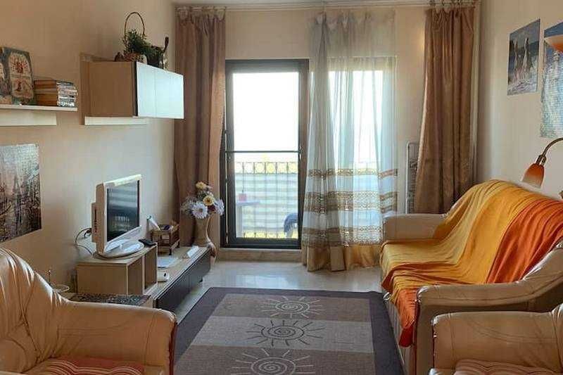 Дава се под наем Двустаен апартамент в Варна, Център - 65 кв.м за 357 € - Снимка #4