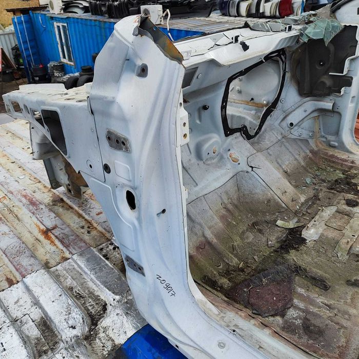 Передняя часть лонжерон телевизор стакан 
 Chevrolet Captiva I (06-15)