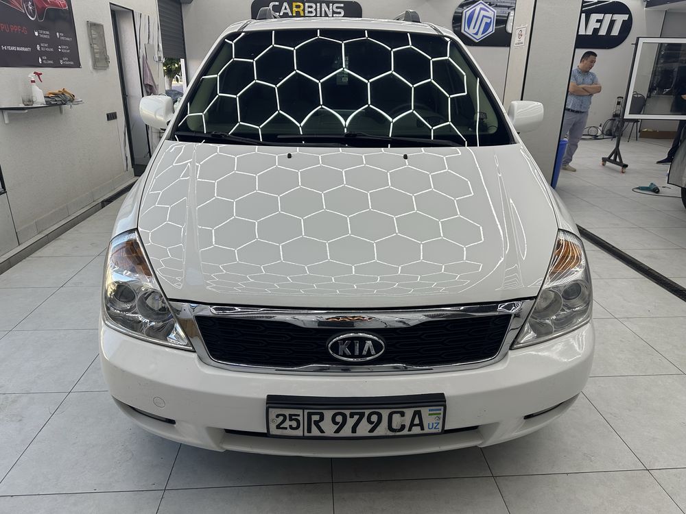 Kia Carnival 2006