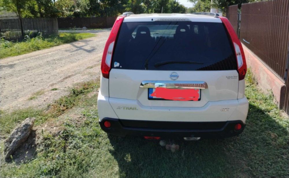 Nissan  X-TRAIL SUV 2012