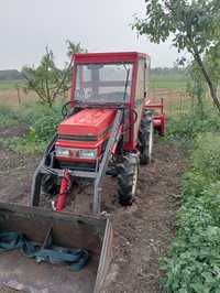 Vând tractor Yanmar de 35 de cai 4x4