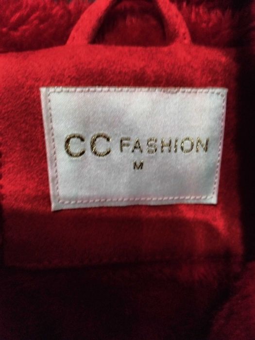 Велурено яке с пух