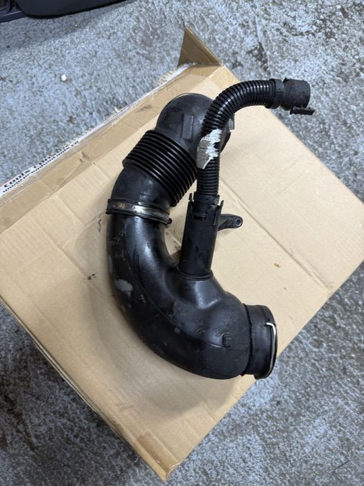 Furtun turbina bmw e60 e61 tubulatura turbina bmw e60 e61 n47 177cp
