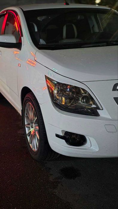 Cobalt Style 2024г Белый! 15 тыс км пробега! Чистая! Навороты есть!