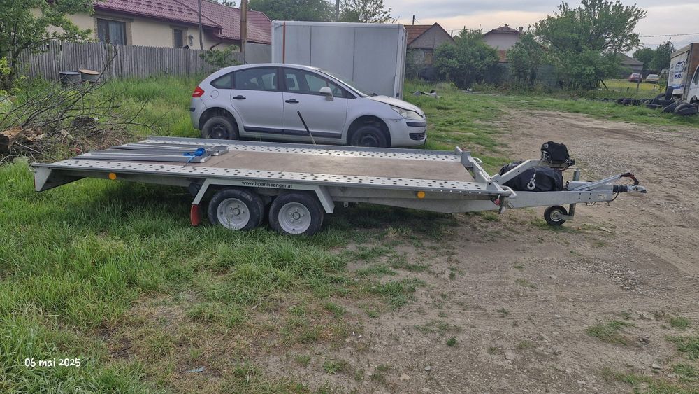 Închiriez platforme auto