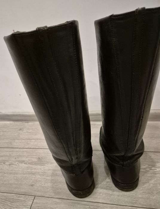 Коледарски ботуши