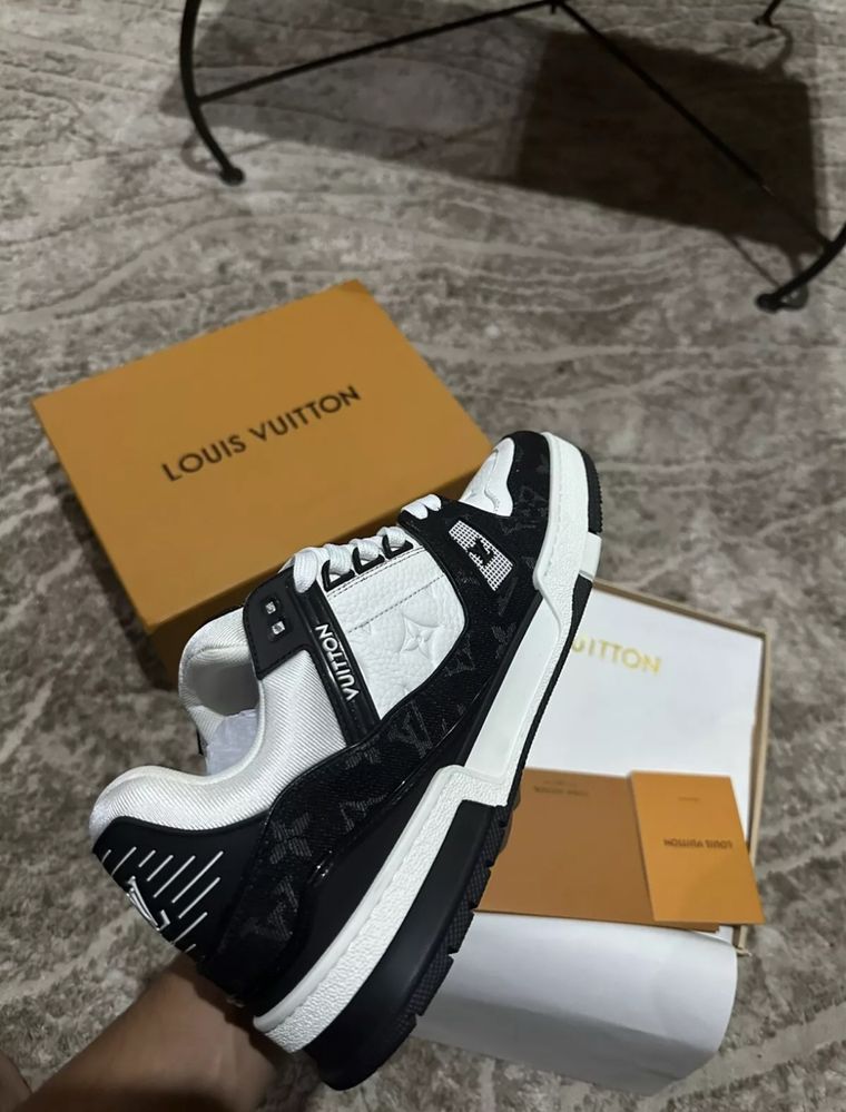 Adidasi Sneakers Louis Vuitton Trainer BlackWhite
