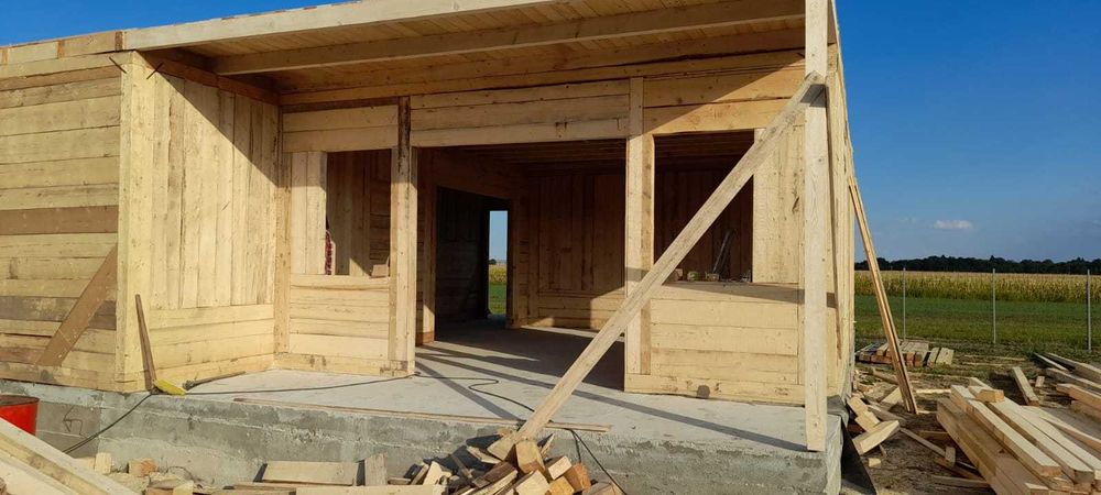 Construim Case din Lemn la Roșu