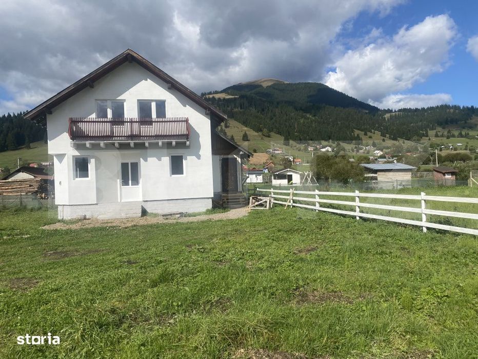 Casa de vanzare in Dorna Candrenilor