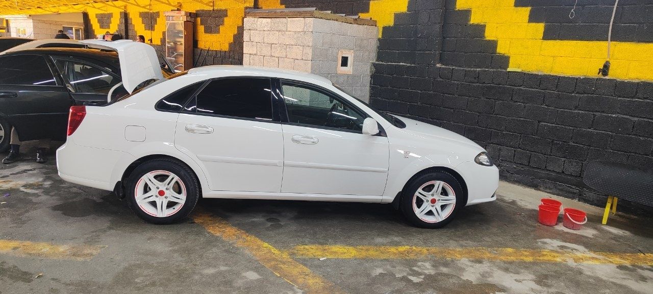 R16 jentra lasetti epicaga tushadi