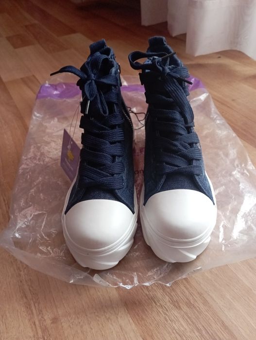 Високи маратонки