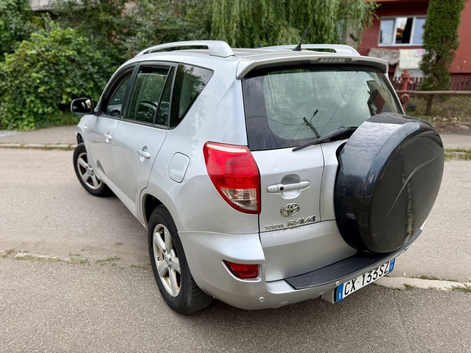 Toyota Rav-4  , 4x4 !