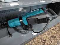 Отбойный молоток MAKITA HM1307C