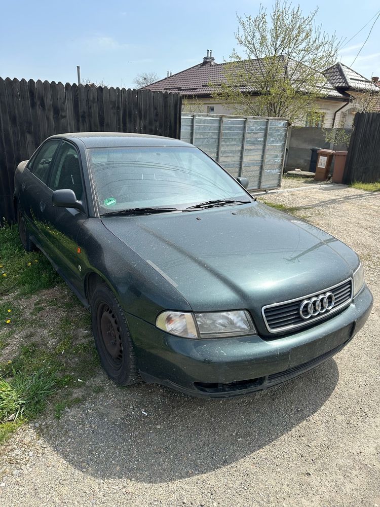 Audi A 4 1996 1.8 Benzina