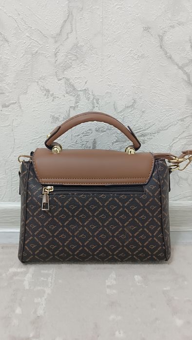 Продается сумкаа