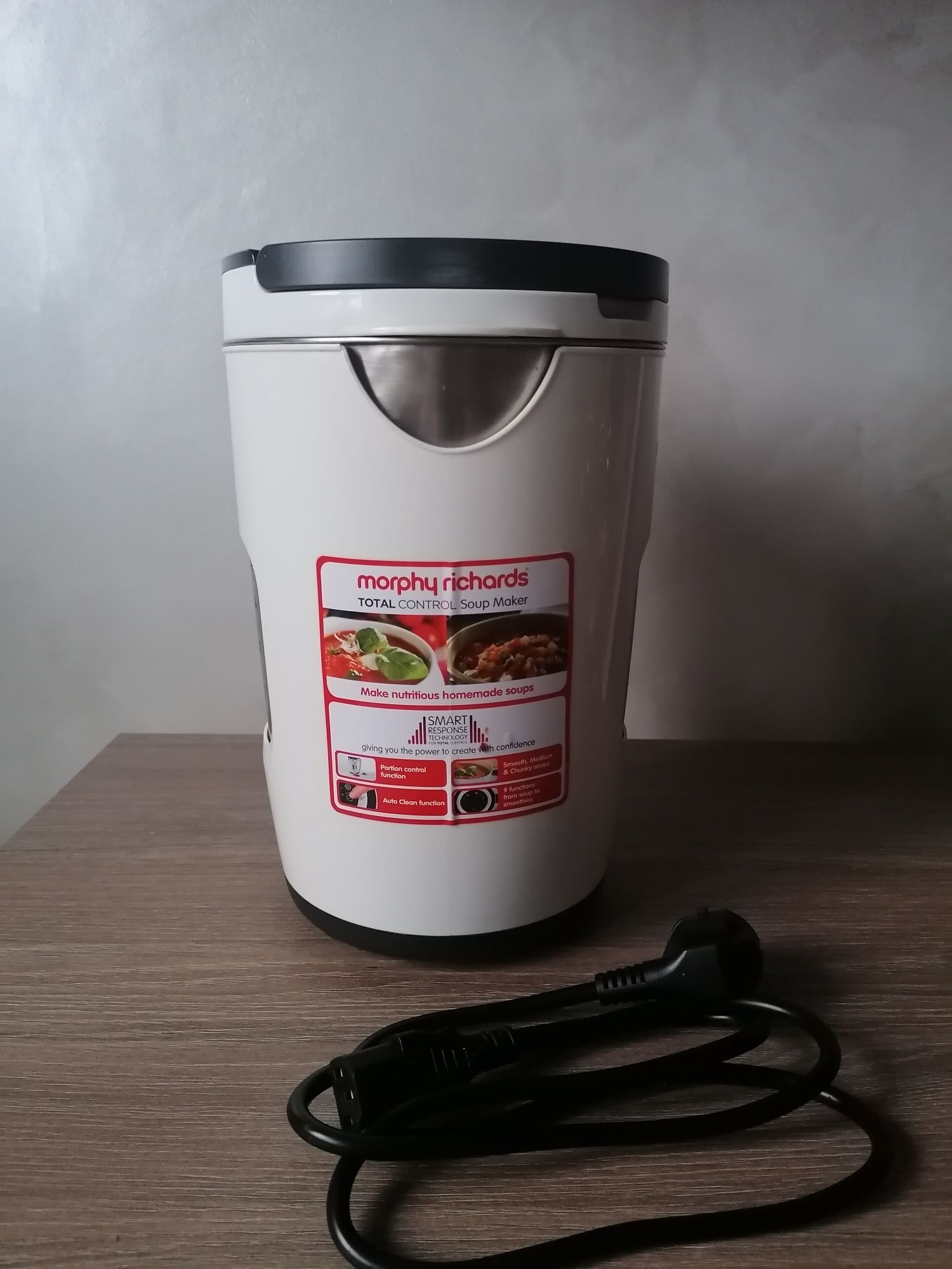 Vând Multicooker Morphy Richards Total Control Soup Maker