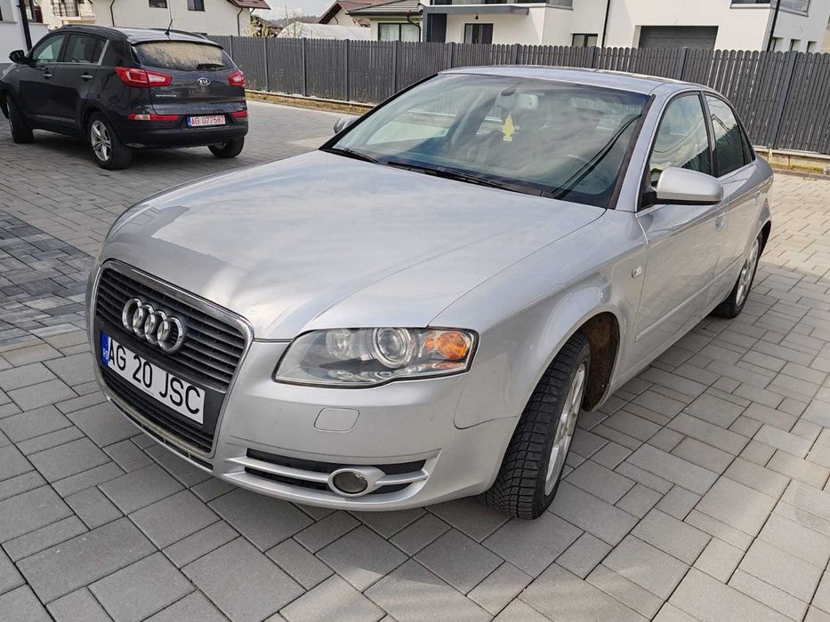 Vând Audi  a 4 berlină