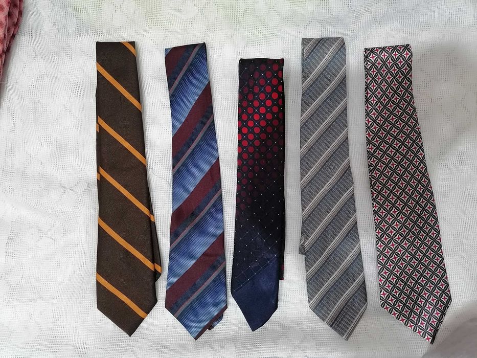 cravate bărbătești