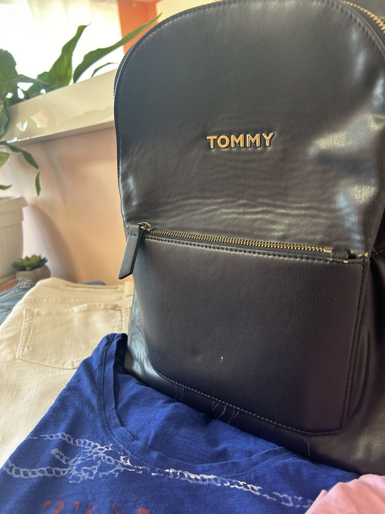 Раници Guess и Tommy hilfiger