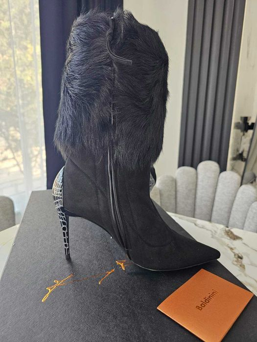 Чисто нови дамски ботуши Baldinini