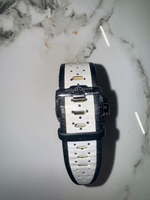 Часовник Jacques Lemans Sports