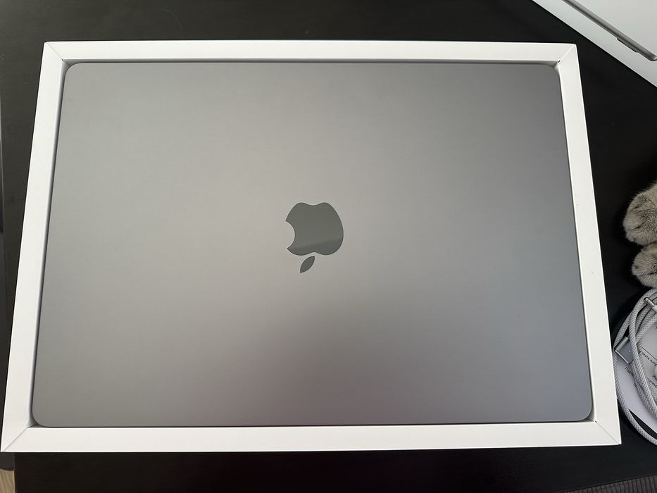 MacBook Air 15 inch/M2/512 /8g