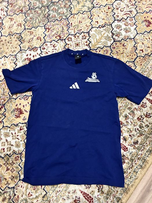 Продам футболку фк астана