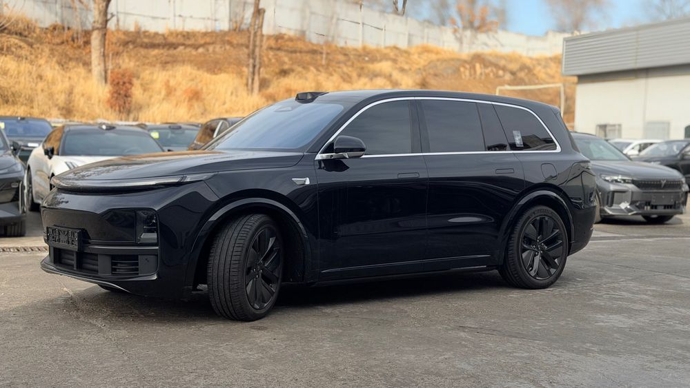 Lixiang L9 ultra 2025 moshina idial