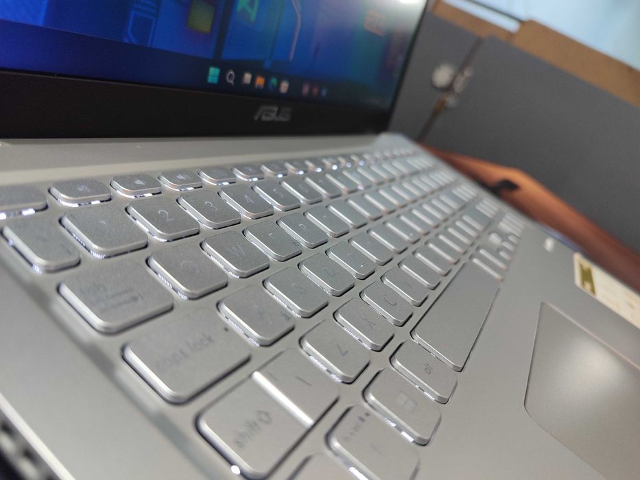 Ноутбук офисный ASUS Vivobook Intel Core i3-1115G4