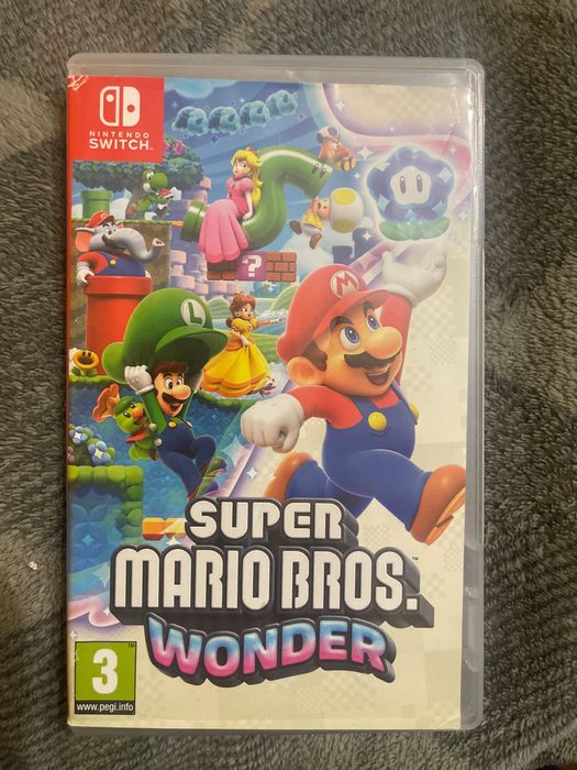 Игра за Nintendo switch - Super Mario