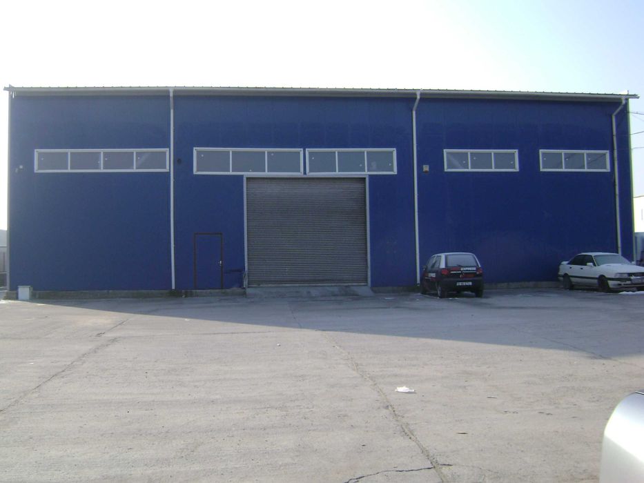 INCHIRIERE SPATIU depozit si birouri DN 65 zona Auchan Bradu 930mp H7m