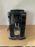 Aparat de cafea Delonghi