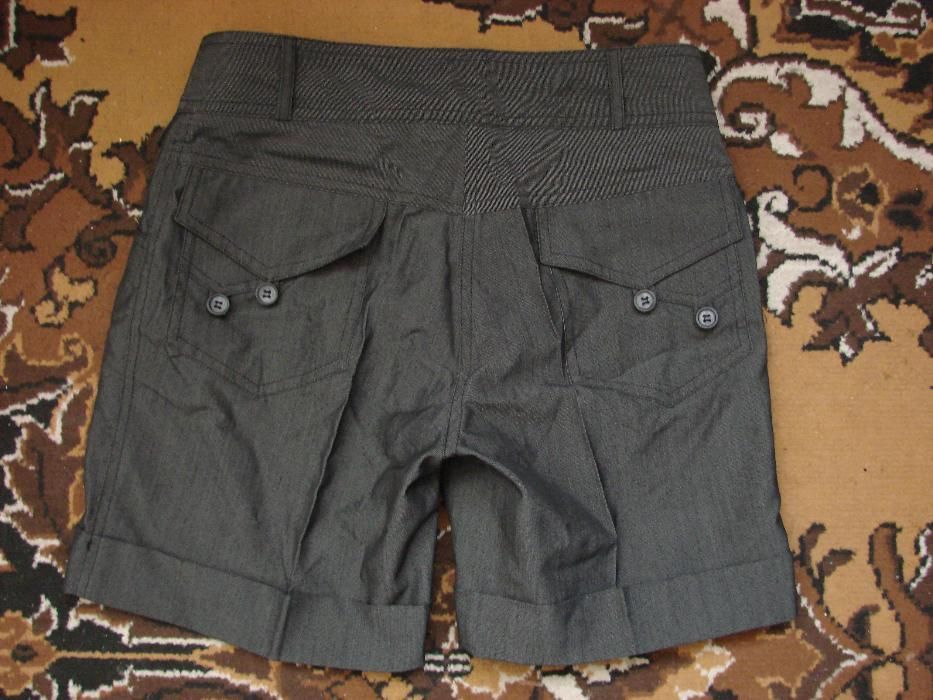 Шорты классика, новые.