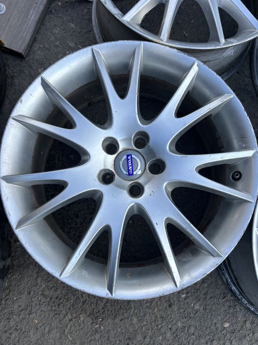 Jante R18 VOLVO originale V60 S40 XC60 5x108
