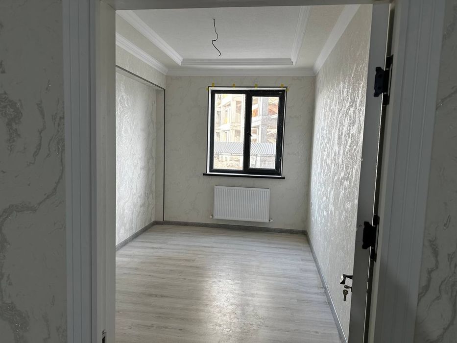 Продам квартиру 92кв на Олмос