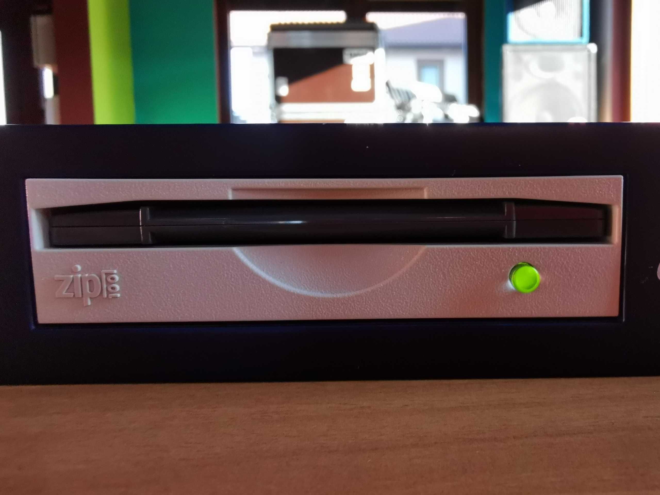 ZIP CD Drive Syntax Rack Model