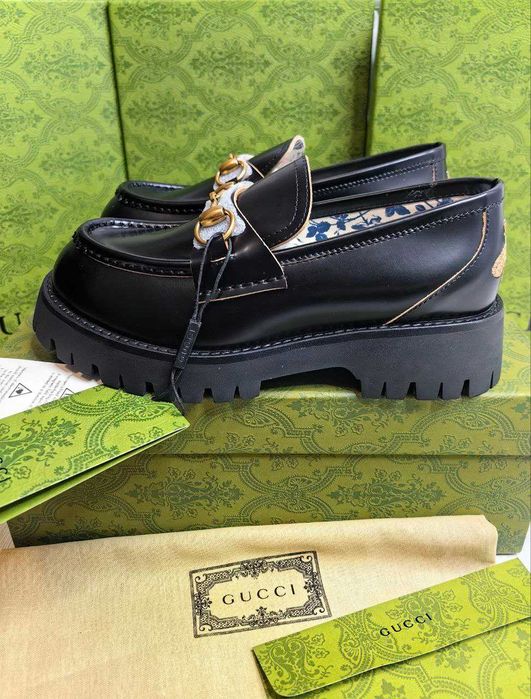 Дамски Лоуфъри Обувки GUCCI