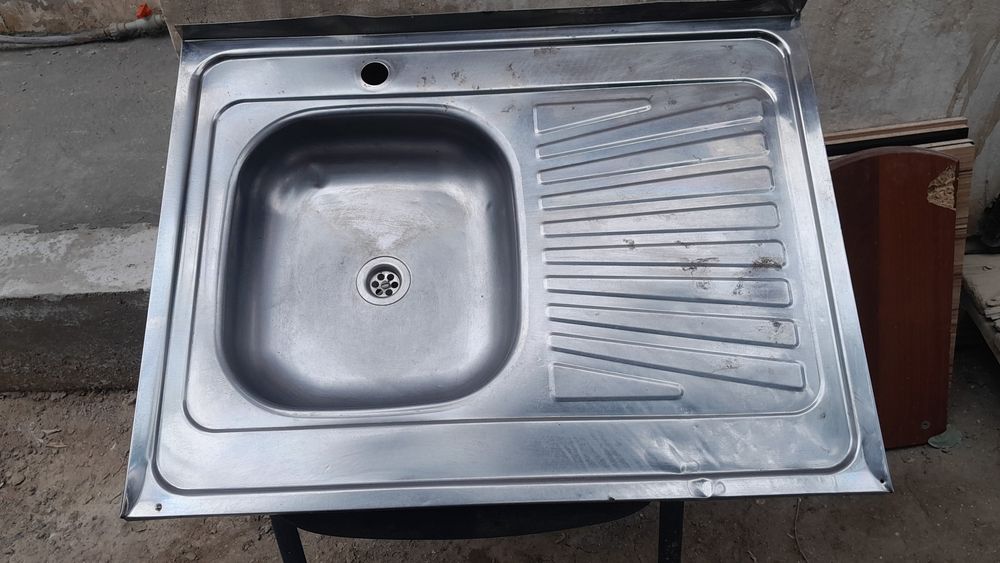 Кухонный мойка сатылады