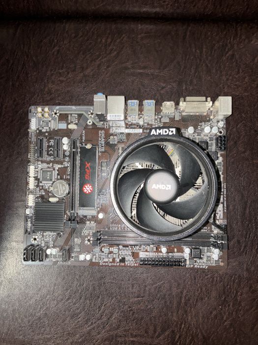 Kit AMD Ryzen 5 3400G