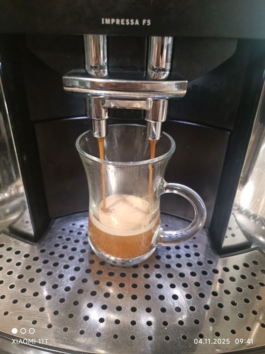 Автоматична кафе машина