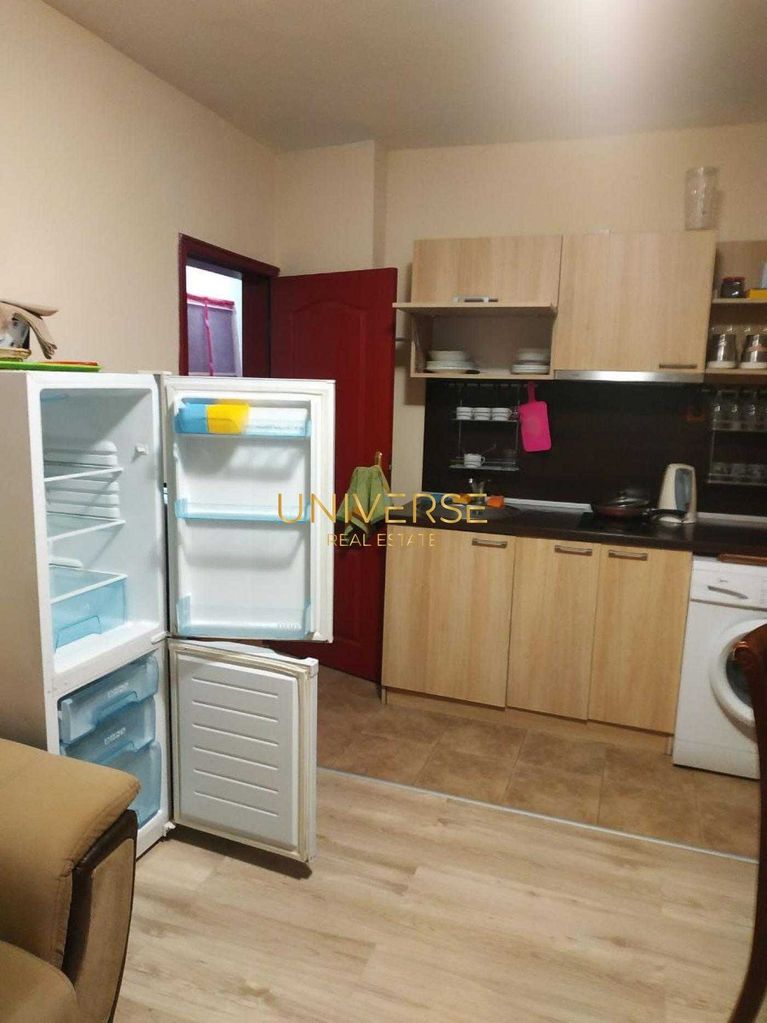 Продава се Двустаен апартамент в к.к. Слънчев бряг - 66 кв.м за 985 €/кв.м - Снимка #5