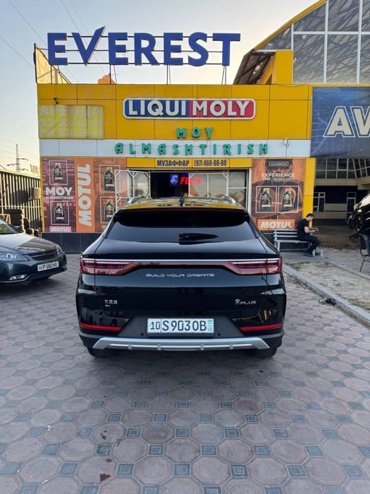 BYD  Song plus flagship